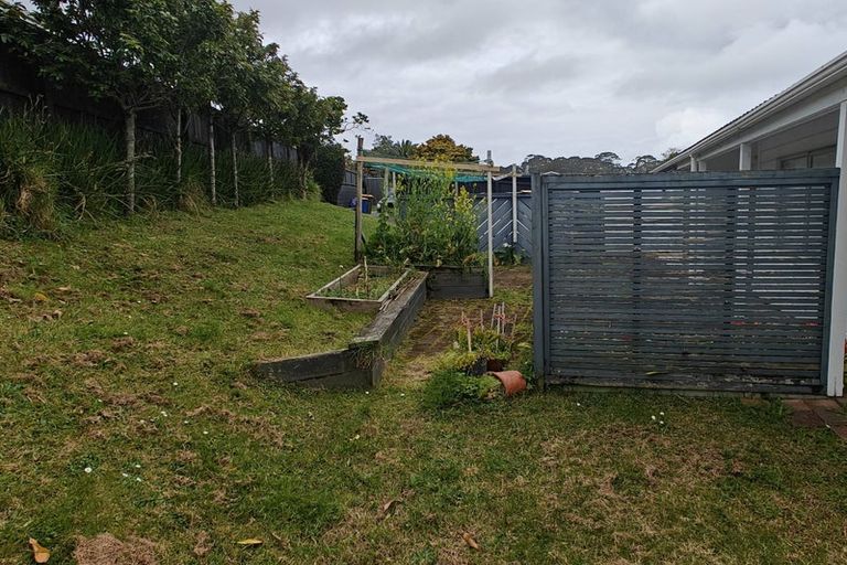 Photo of property in 52 Grenada Avenue, Forrest Hill, Auckland, 0620