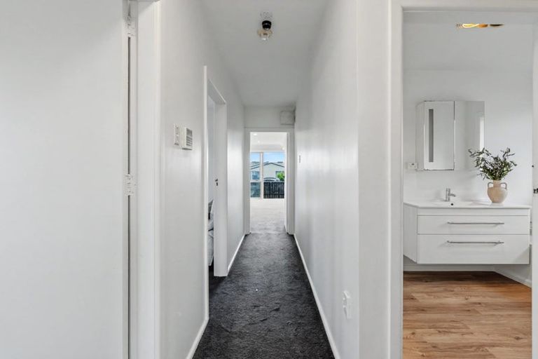 Photo of property in 66 Bickerton Street, Wainoni, Christchurch, 8061