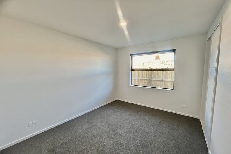 Photo of property in 6 Mehrtens Crescent, Woodend, 7691