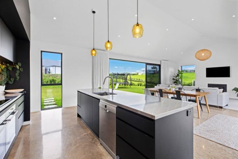 Photo of property in 5 Kahu Lane, Minden, Tauranga, 3176