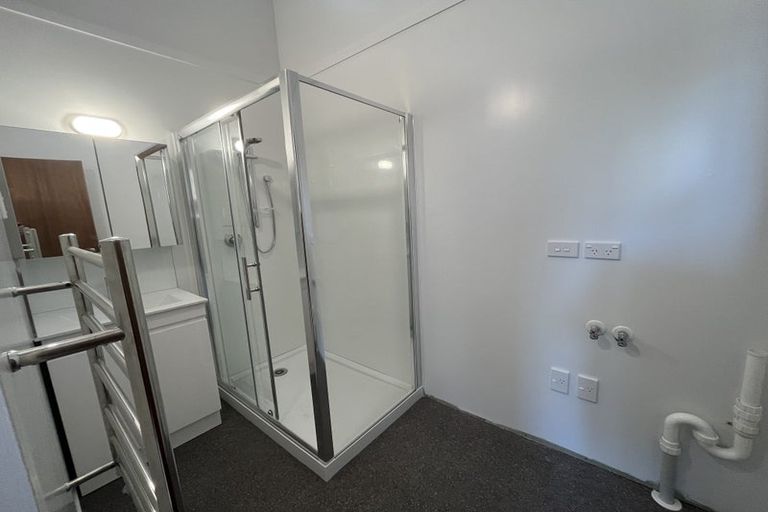 Photo of property in 4/15 Upper Lewisville Terrace, Thorndon, Wellington, 6011