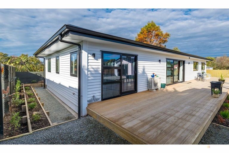Photo of property in 32a Augustine Street, Waimate, 7924