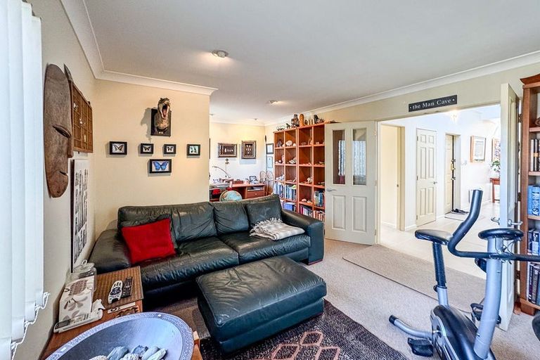 Photo of property in 2/3 Oban Road, Browns Bay, Auckland, 0630