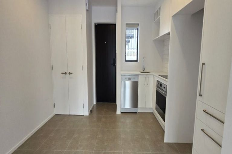 Photo of property in 232 Armagh Street, Christchurch Central, Christchurch, 8011