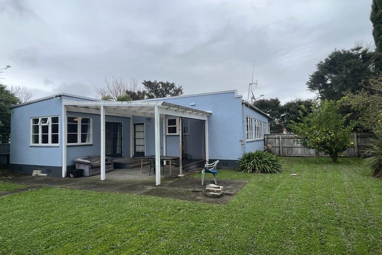Photo of property in 72 Savage Crescent, West End, Palmerston North, 4412