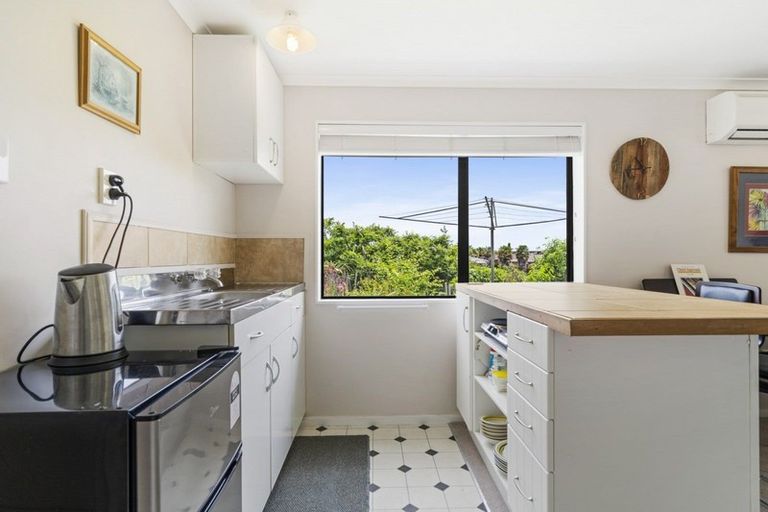 Photo of property in 28b Western Road, Bellevue, Tauranga, 3110