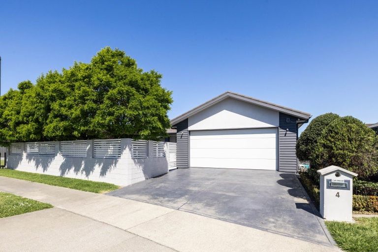 Photo of property in 4 Waitaki Way, Poraiti, Napier, 4112