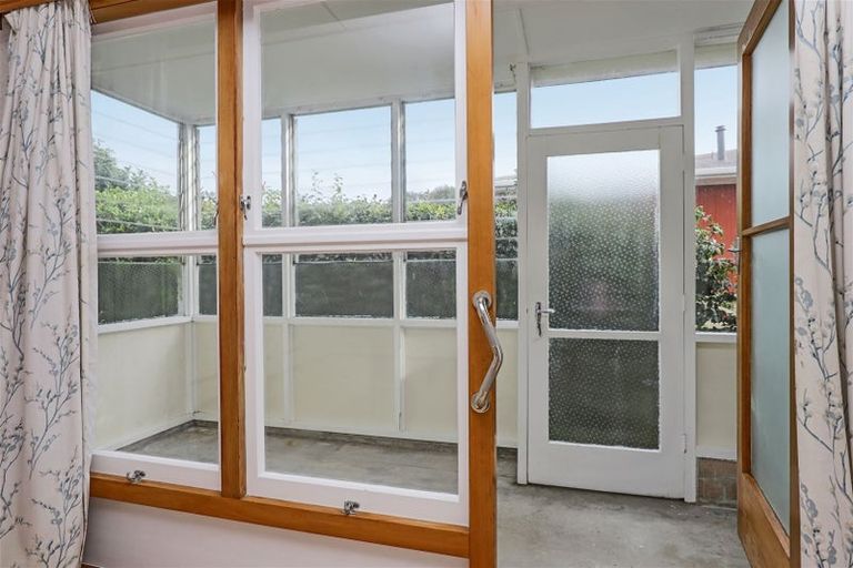 Photo of property in 804a Oxford Street, Saint Leonards, Hastings, 4120