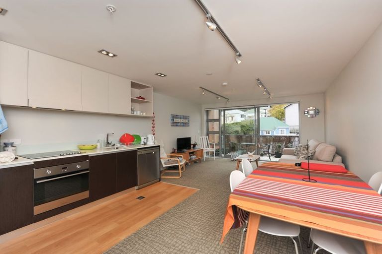 Photo of property in Masina Apartments, 211/80 Riddiford Street, Newtown, Wellington, 6021