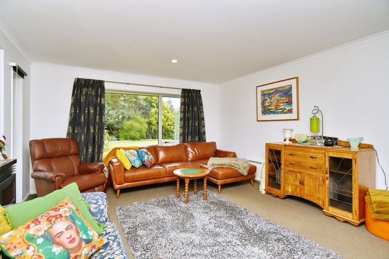 Photo of property in 9 Riverside Way, Amberley, 7410