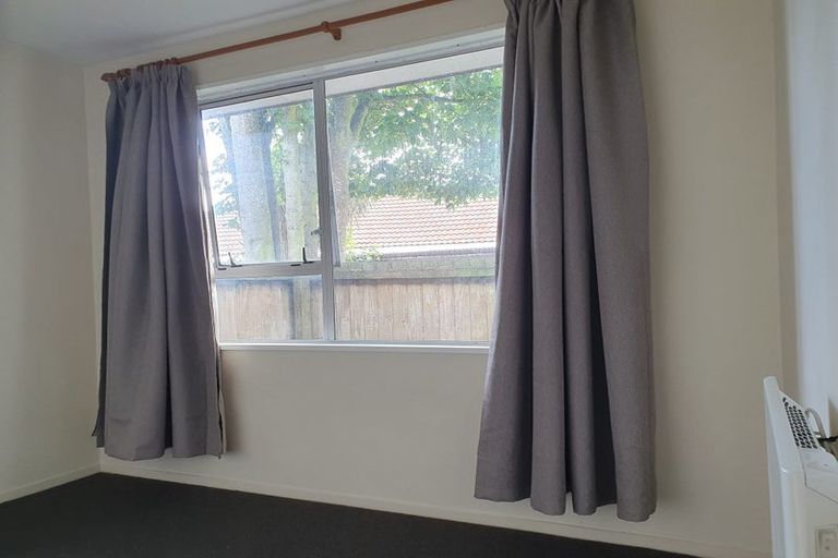 Photo of property in 2/93 Bayswater Crescent, Bromley, Christchurch, 8062