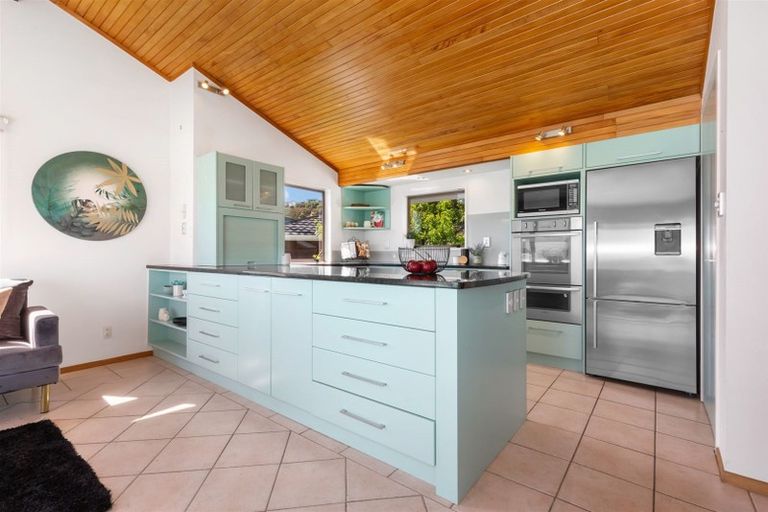 Photo of property in 35 Bosun Terrace, Whitby, Porirua, 5024