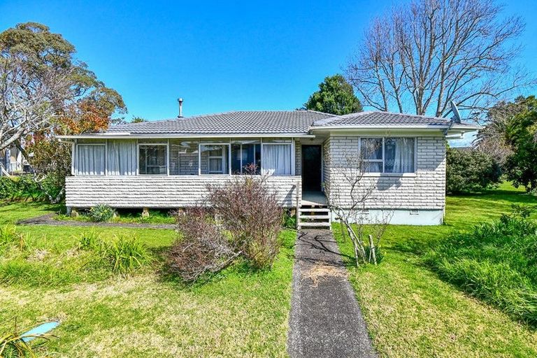 Photo of property in 6 Garus Avenue, Mangere East, Auckland, 2024