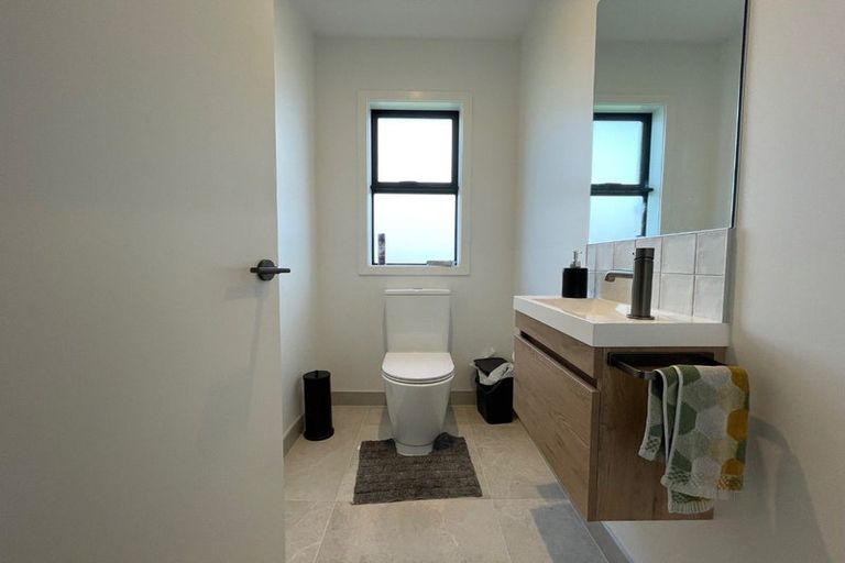 Photo of property in 28 Jabal Crescent, Totara Park, Auckland, 2105