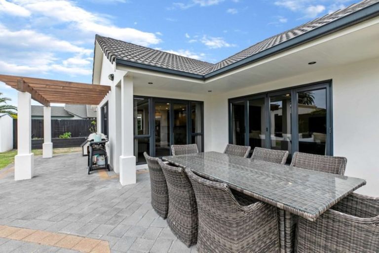 Photo of property in 82 Beachwater Drive, Papamoa Beach, Papamoa, 3118