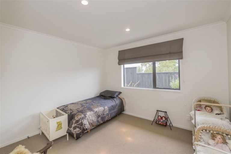 Photo of property in 38 Okarito Avenue, Levin, 5510