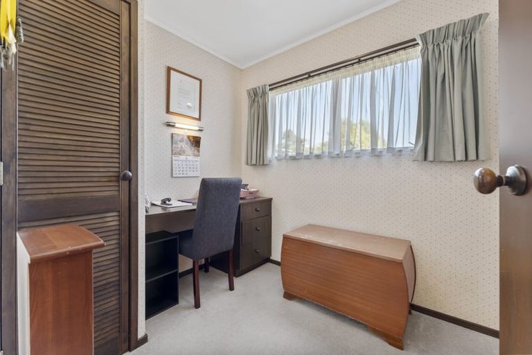 Photo of property in 20 Fairfax Terrace, Frankleigh Park, New Plymouth, 4310