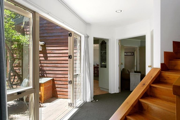 Photo of property in 10 Golders Place, Richmond Heights, Taupo, 3330