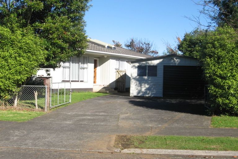 Photo of property in 3 Brent Place, Manurewa, Auckland, 2102