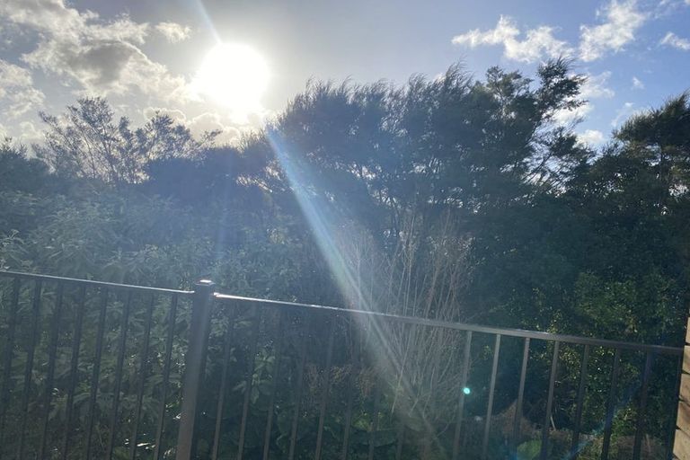 Photo of property in 2/125b Metcalfe Road, Ranui, Auckland, 0612