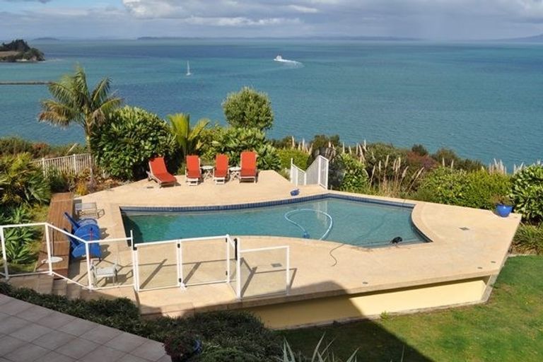 Photo of property in 78 Beauvoir Avenue, Matakatia, Whangaparaoa, 0930