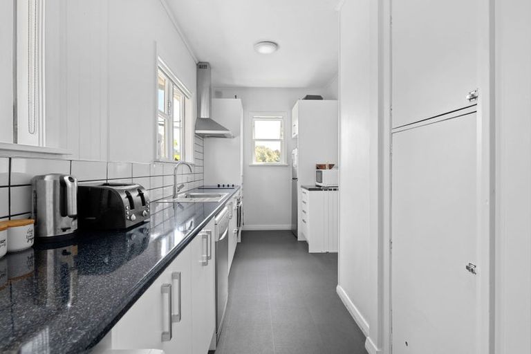 Photo of property in 14 Plunket Terrace, Hamilton East, Hamilton, 3216