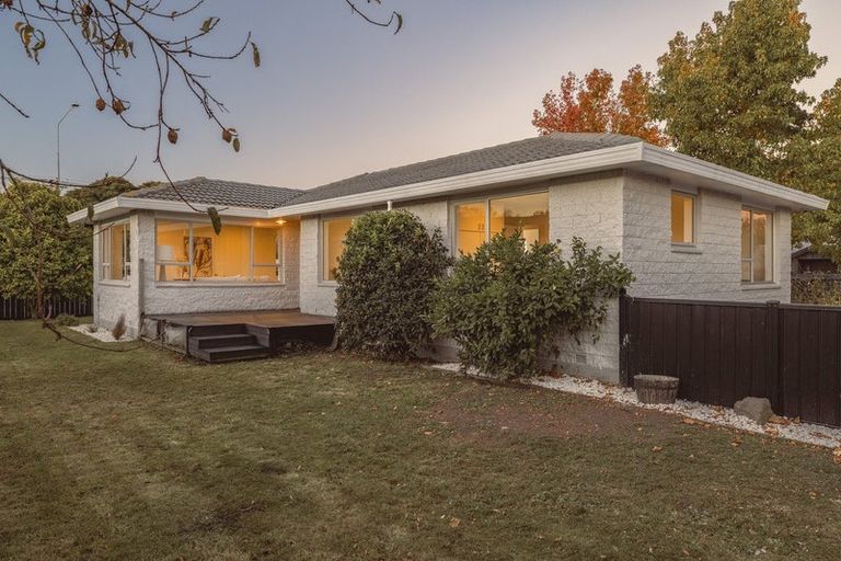 Photo of property in 59 Halswell Junction Road, Halswell, Christchurch, 8025