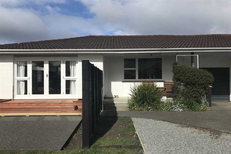 Photo of property in 1/40a Brookside Terrace, Bryndwr, Christchurch, 8053