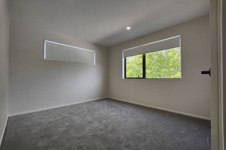 Photo of property in 4d Orinda Close, Botany Downs, Auckland, 2010