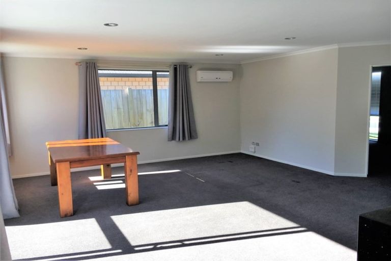 Photo of property in 97 Te Manatu Drive, Huntington, Hamilton, 3210