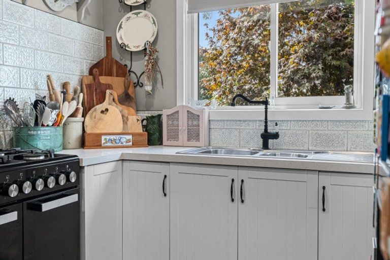 Photo of property in 12 Kea Street, Piopio, 3912