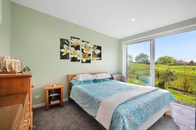 Photo of property in 69 Cemetery Road, Te Arai, Wellsford, 0975