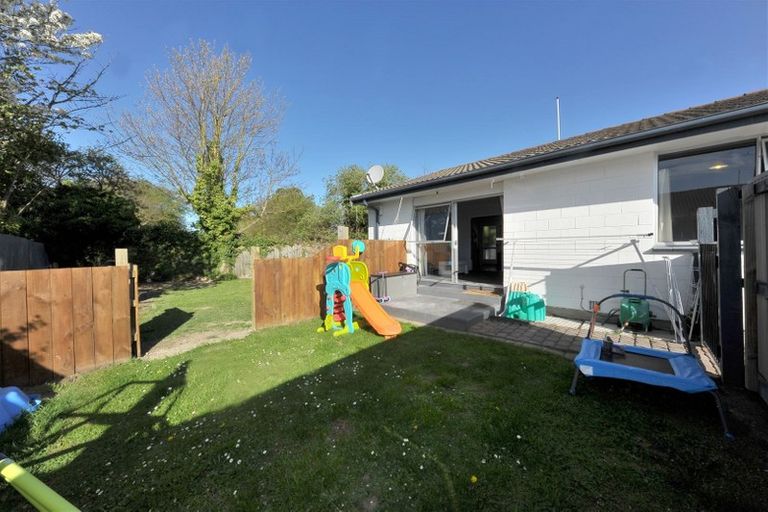 Photo of property in 2/38d Cavendish Road, Casebrook, Christchurch, 8051