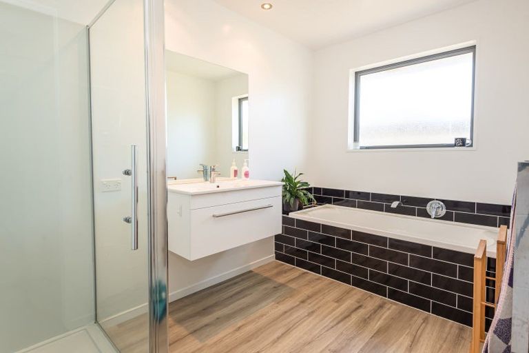 Photo of property in 62g Osborne Road, Amberley, 7410