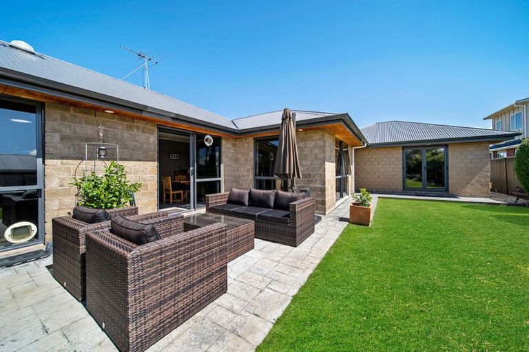 Photo of property in 124 Tyne Street, Mosgiel, 9024