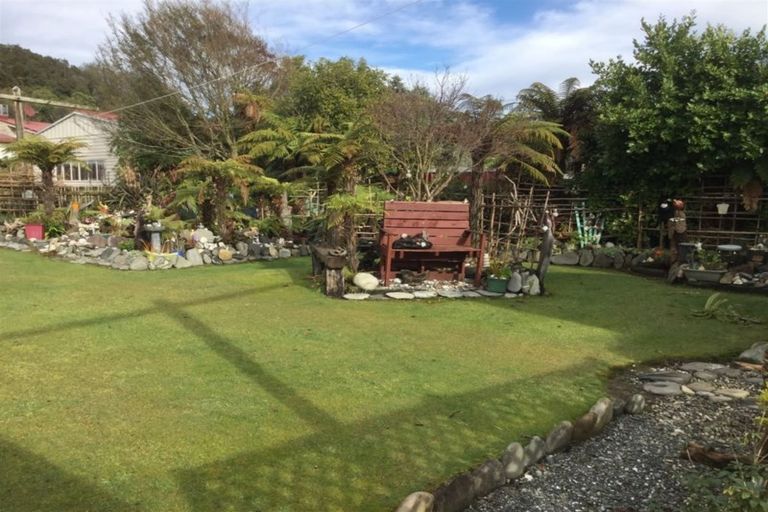 Photo of property in 25 Macdougall Avenue, Dunollie, Runanga, 7803