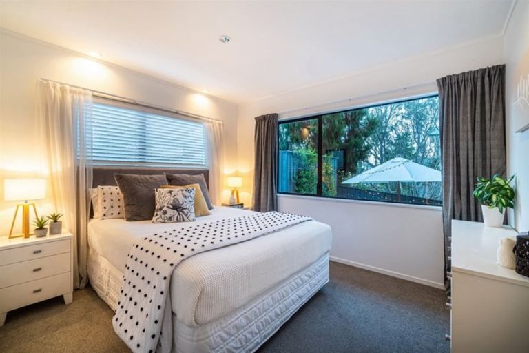 Photo of property in 3/211 Onewa Road, Birkenhead, Auckland, 0626