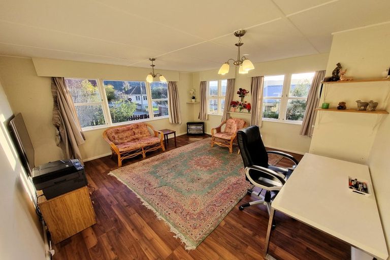 Photo of property in 45 Wilkie Crescent, Naenae, Lower Hutt, 5011