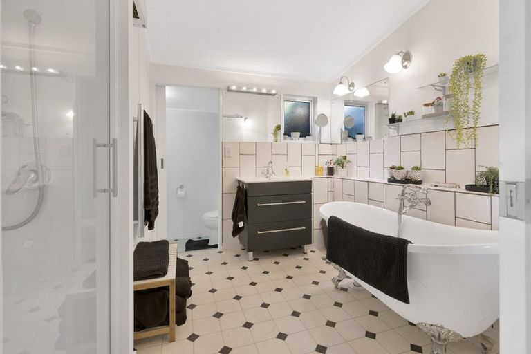 Photo of property in 47 Kings Avenue, Waikuku Beach, 7402