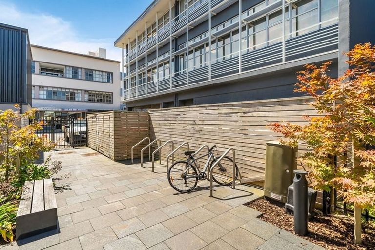 Photo of property in 4/185 High Street, Hutt Central, Lower Hutt, 5010