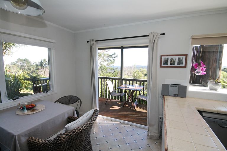 Photo of property in 879 Ponga Road, Opaheke, Papakura, 2584