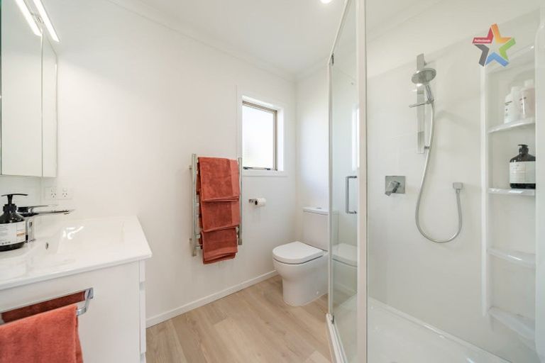 Photo of property in 10 Meadowbank Drive, Belmont, Lower Hutt, 5010