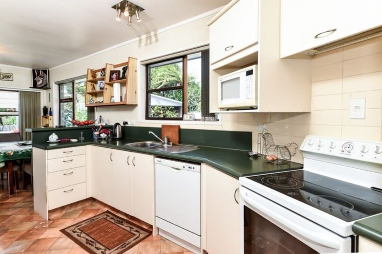 Photo of property in 2 Gordon Place, Leamington, Cambridge, 3432