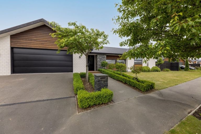 Photo of property in 5 Bronco Drive, Aidanfield, Christchurch, 8025