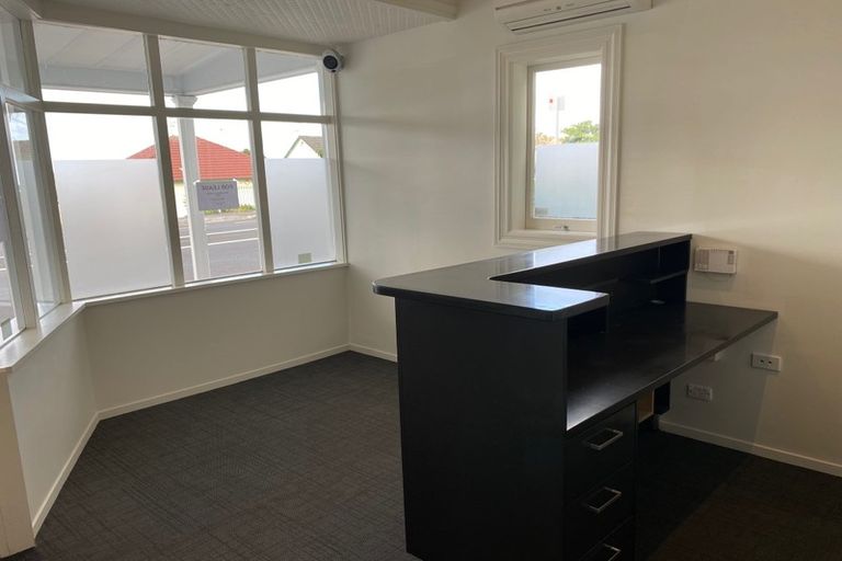 Photo of property in 146 Hinemoa Street, Birkenhead, Auckland, 0626