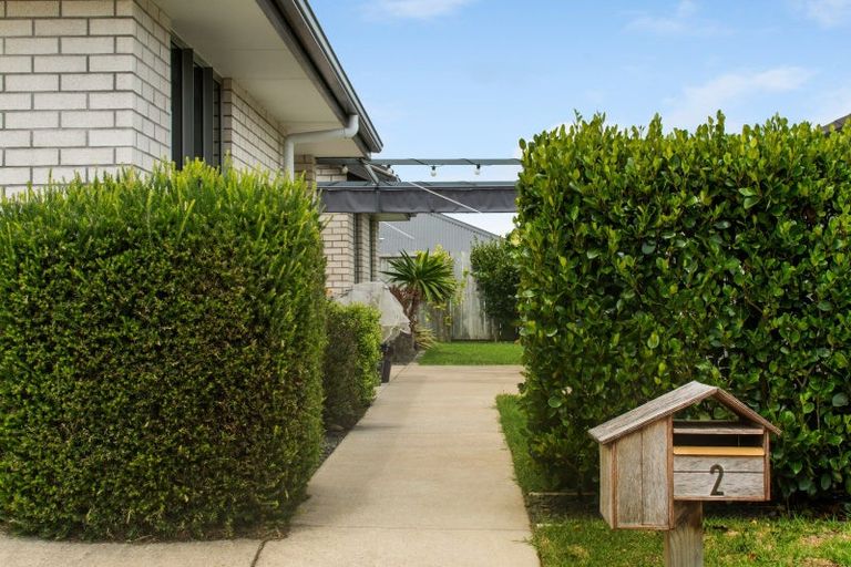 Photo of property in 2 Kahawai Close, Pyes Pa, Tauranga, 3112