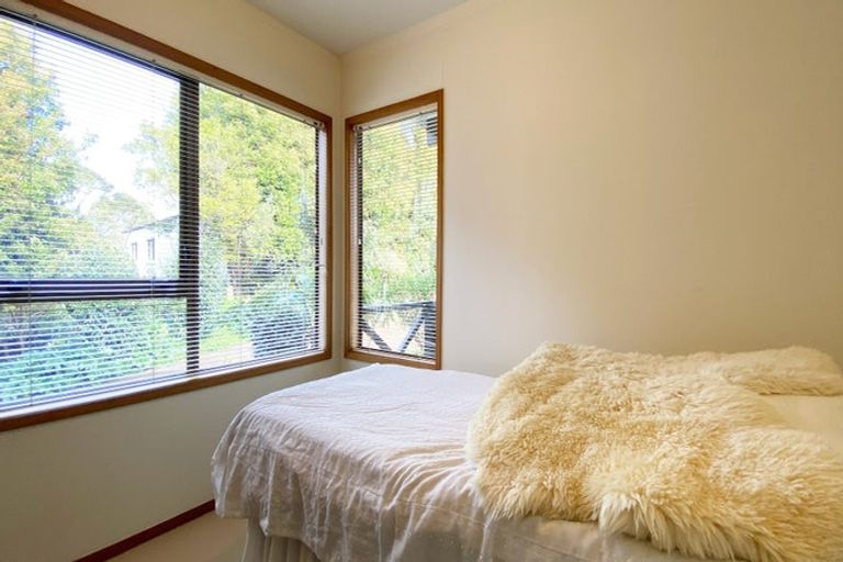 Photo of property in 2/14 Regia Close, Half Moon Bay, Auckland, 2012