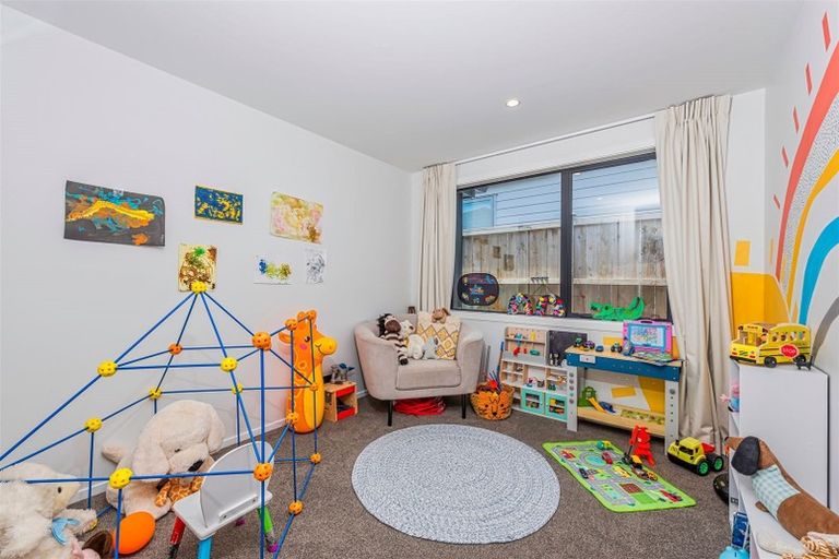 Photo of property in 5 Waipana Street, Hobsonville, Auckland, 0618