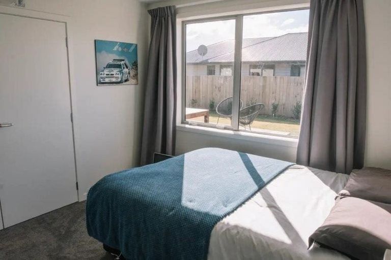 Photo of property in 3 Kingfisher Crescent, Albert Town, Wanaka, 9305