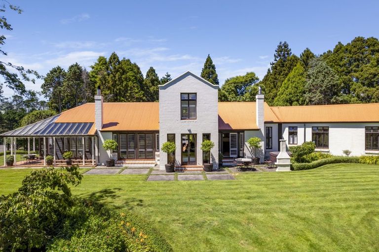 Photo of property in 221 Awai Road, Tarurutangi, New Plymouth, 4372